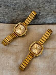 1 pieza Nuevo reloj de mujer de cuarzo de estilo vintage dorado, elegante y gracioso, con pulsera de acero inoxidable, esfera rectangular grabada con números arábigos, diseño único y artístico, adecuado para uso diario y como regalo de cumpleaños