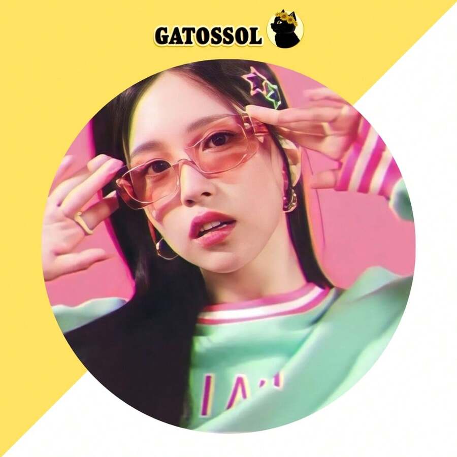 TWICE - BOTTON 4.5 Cm - ONCE KPOP - IDOL - KOREAN - Bottom Button - Button - Brooch Pin - Buttons - Button - Pin - Botum BOTTONS - B26- SINGLE BUTTON - View 1