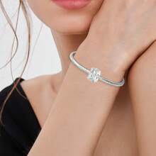 PARCOM Décoration en perles avec placage argent,série de pendentifs papillon DIY, convient comme accessoires pour bracelets et colliers, cadeau de bijoux parfait pour l'anniversaire d'amis, les fêtes