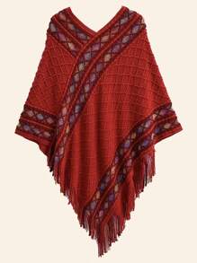 A Diamond Check Court-Style Cape Is Perfect For Decorating A Knitted Coat In Spring
