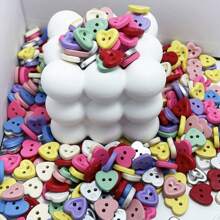 30 Stück süße bunte Kunststoff-Herzknöpfe im Cartoon-Stil, Kinderbekleidungszubehör, Bastelmaterial für Kinder, Scrapbooking, Puppenkleider nähen