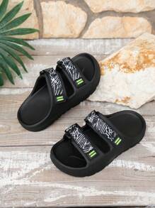 1 Pair Boys Fashionable Hook And Loop Design EVA Flat Sandals, Cute Open Toe Quick Dry Lightweight Non-Slip Summer Shoes, Suitable For Toddler And Little Kids
