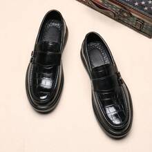 Men's Loafers, Black Leather, Tassel Decor, Classic Minimalist Design, Comfortable Breathable Slip-On, Suitable For Casual Or Formal Occasions, Outsole