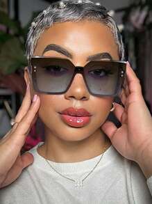 1 PC Women's Street Hip Hop One Piece Rimless Square Fashion Eyewear For Holiday Outings, Holiday Gifts And Outfit Matchings