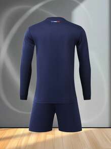 2024-2025 年可定制儿童和青少年足球套装（8-12 岁）- 个性化球衣和短裤套装，家居设计风格，带有可定制的徽标、数字和文字内容 - 藏蓝色 - 查看 3