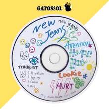 NJZ - NEW JEANS - BOTTON 4.5 Cm - KPOP-IDOL-KOREAN- Bottom/Button - Button - Brooch Pin - Button - Button - Pin - Botum BOTTONS - B6-單按鈕 - 查看 1
