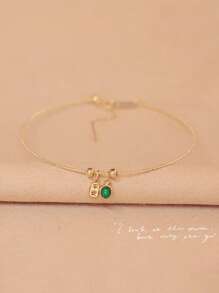 1 pièce Bracelet jonc en argent chanceux avec le caractère chinois "Da Ji" décoré de zircone cubique vert émeraude en argent sterling 925. Polyvalent pour un port quotidien et une soirée, cadeau de luxe unique pour elle, bijoux de créateur