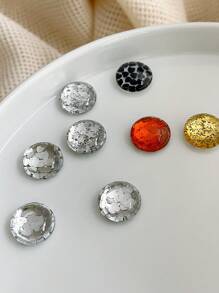 Bộ 8 phụ kiện làm móng lấp lánh trong hộp với hình ngôi sao năm cánh, hình tròn màu vàng và bạc, lấp lánh và dễ đeo. Phù hợp cho tiệm làm móng và người dùng cá nhân, phụ kiện làm móng, đồ trang trí móng, đá quý làm móng. - Nhiều màu - Xem 8