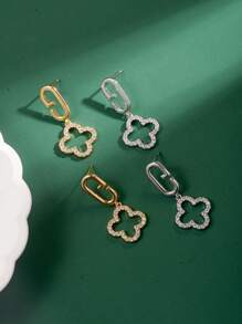 1 Pair Fashionable Flower Crystal Pendant Earrings, Suitable As Valentine's Gift For Women