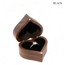 Caja de joyería con grabado personalizado, Caja de anillo con corazón grabado personalizado - Ranura sencilla y doble para el compromiso - Caja de anillo de boda personalizada - Regalo para dama de honor - Organizador de joyas de madera - Caja para portar el anillo - Soporte para caja de anillo - Cubierta de madera maciza - Ver 16