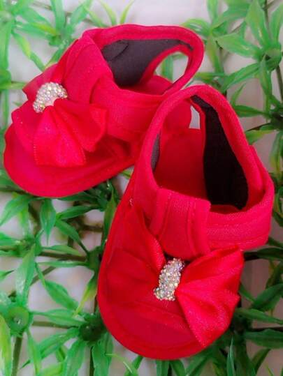 Sandália Bebê Feminina Confortável Laço Strass Antiderrapante Recém Nascida Macia Moda Infantil