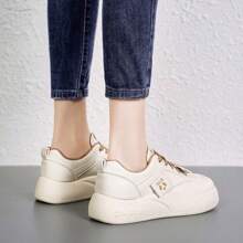 Women's Outdoor Casual Sports Shoes - Fashionable, Lightweight, Waterproof Slip-On Shoes - Wear-Resistant, Comfortable New Thick-Soled Skateboard Shoes - Loose, All-Season, Anti-Slip, Safe, Plus Size Leather Slip-On Shoes