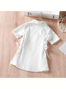 Vestido de moda de verano para niñas, vestido con cuello vuelto, manga corta, cierre de botones y cordón lateral - Blanco - Ver 2