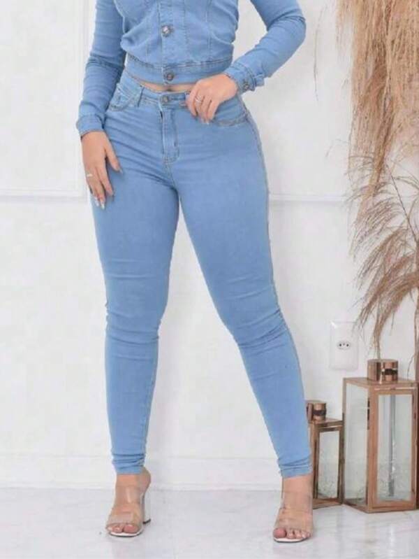 Calça feminino lavagem clara com elastano levanta bumbum.
