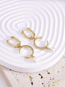 1对18K镀金天然珍珠和立方氧化锆月亮耳环（女士款） - 金黃色 - 查看 2