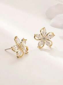 Small Flower Gold Plated Stud Earrings 2pcs Women CZ Crystal Stud Earrings Daily Wear Piercing Earrings Bridal Wedding Jewelry For Girl Wife Girlfriend Lover