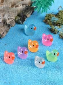 40 stuks willekeurig gekleurde glow-in-the-dark rubberen eendjes, mini-eenden, eendenspeelgoedset, mini glow-in-the-dark hars eendjesknutsels, kleurrijke kleine glow-in-the-dark eendminiaturen, levendige, verzamelbare, schattige feestgunsten, cadeauzakjes, paas- en kerstcadeaus