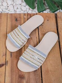 1 双加大码彩色面料拼接串珠波西米亚风格平底凉鞋，适合少女和女孩，圆头，防滑，舒适，适合室内/室外、日常穿着、度假、夏季 - 藍白色 - 查看 2