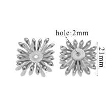 50pcs Stainless Steel Plated 18K Gold Hollow Flower Pedestal Plated Diy Handmade Flower Pedestal Bead Cap Beaded Jewelry Accessories