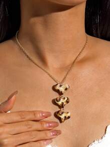 1 件时尚高端豹纹心形项链适合男女日常佩戴，精美礼物