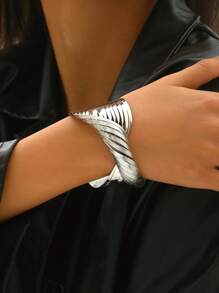 1pc Exaggerated Line Twist Knot Matte Open Bangle, Suitable For Daily Wear By Women, European And American Style - Silver - View 10