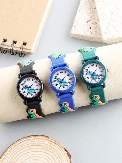 Dry Battery 3 Pieces, Boys And Girls 3D Three-Dimensional Football With Butterfly And Strawberry Decorative Patterns, Round And Cute Children's Watch, Versatile Quartz Watch, Suitable For Daily Wear And As A Gift.