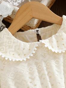 Vestido de estilo pastoril dulce con cuello de volantes, mangas abullonadas y estampado floral, adecuado para la escuela y actividades al aire libre, para verano