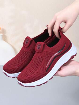 Women's Spring/Summer Mesh Breathable Casual Sports Shoes, Anti-Slip Soft Bottom Slip-On Comfortable Mother Shoes, Round Toe Loose Casual Shoes For Daily Walking, Elastic Collar