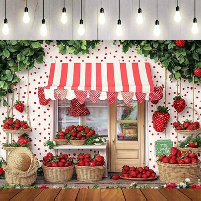 草莓甜蜜 1 岁生日派对背景 - 摄影背景，配有草莓补丁农贸市场场景、红色和白色波尔卡圆点天篷和柳条篮装饰