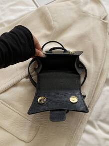 Classic Fashion Charm Mini Niche Ladies Hand Crossbody Small Square Bag, Super Fire Lychee Pattern Simple Red Envelope