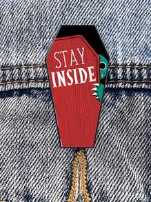 1PC Stay Inside Gothic Horror Skull Coffin Brooch Pin - Zinc Alloy, Perfect For Halloween & Casual Attire, Unique Fashion Accessory For Women