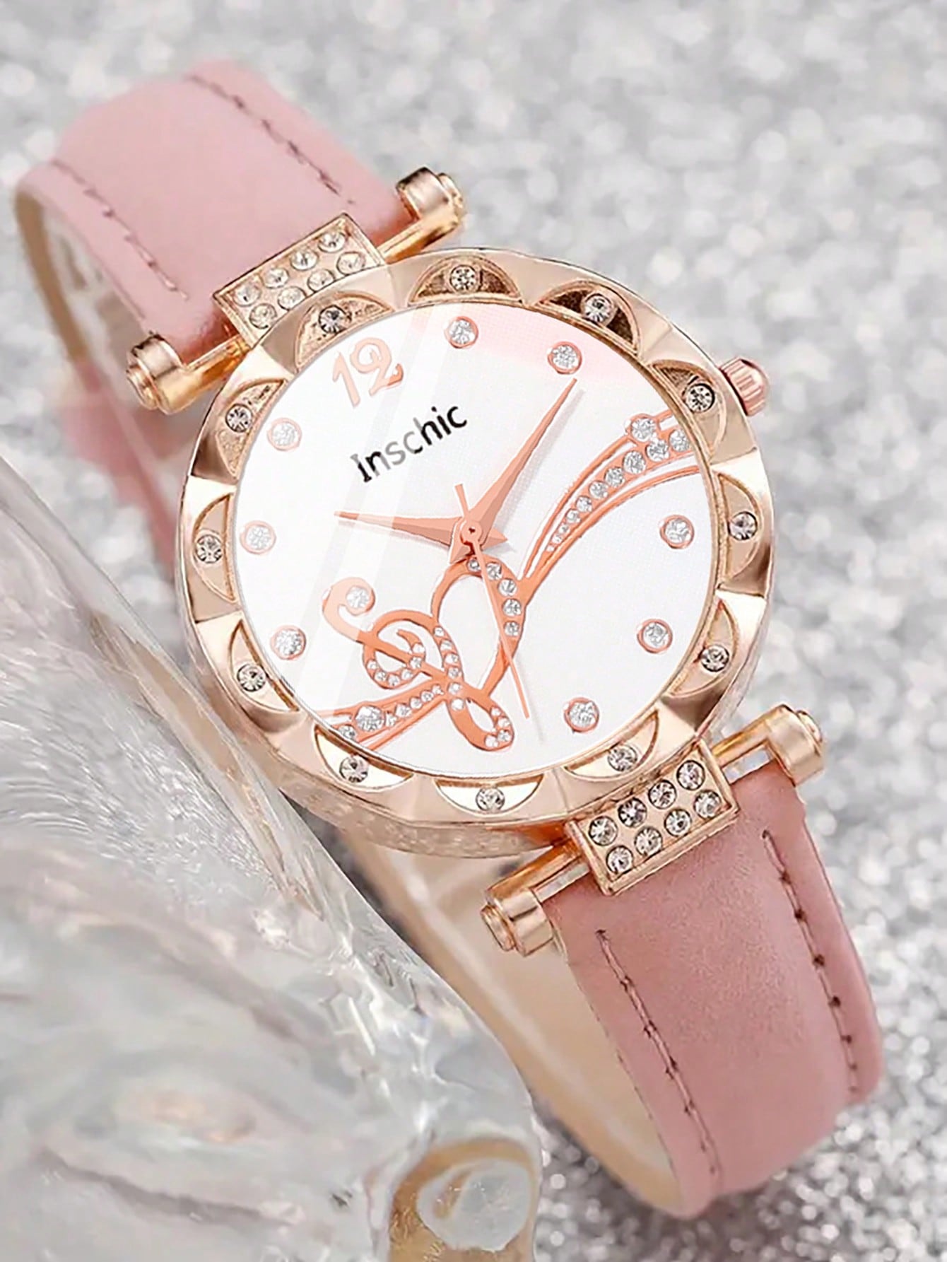 اكسسوار 6 قطع مع ساعه كلاسيكية للاطفال