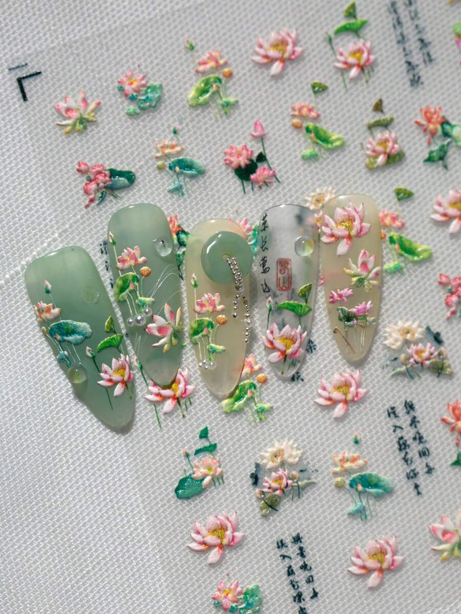 A New Spring And Summer Chinese Style Romantic Landscape Featuring Lotus And Lotus Leaves, Decorated With Three-Dimensional Relief Ink And Floral Threads