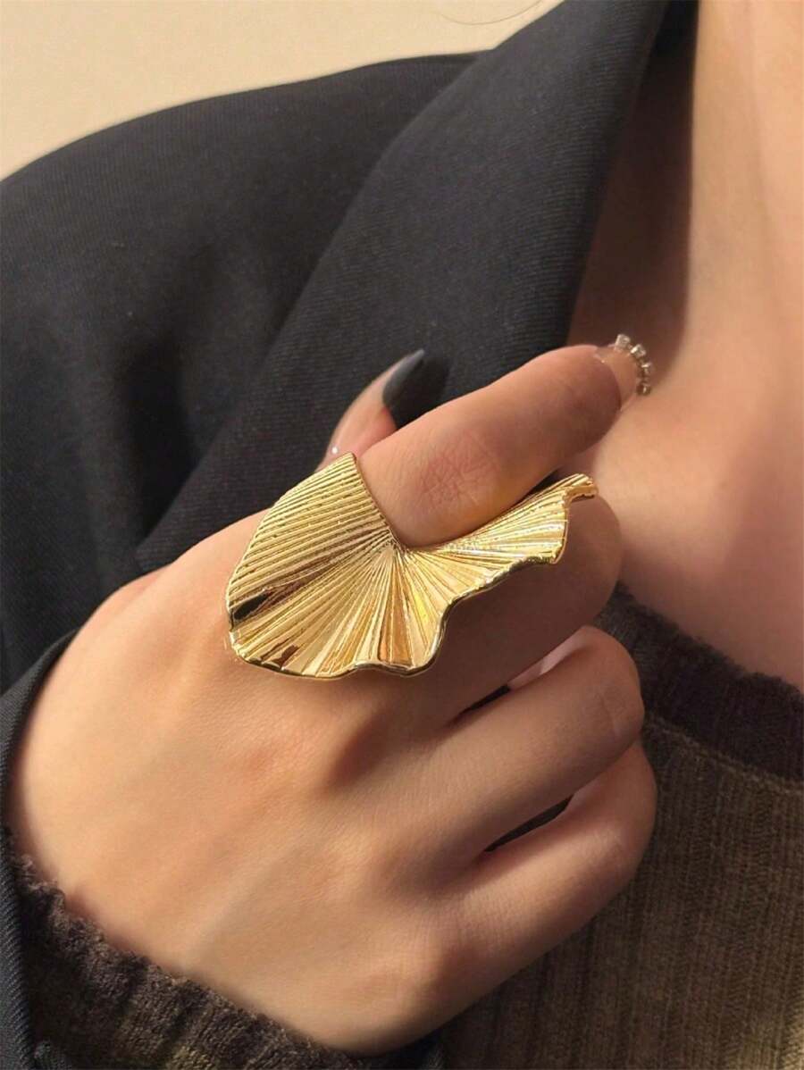 1 pieza, Anillo de onda grande adecuado para combinar con fiestas, con estilo elegante, de alto sentido, único