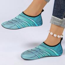 Adults' Beach Shoes, Unisex Water Shoes Anti-Slip Diving Socks - Multicolor - View 1