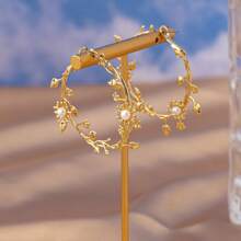 波西米亚风时尚耳环，简约叶子和仿珍珠环状耳环，镀金女士珠宝，适合晚装和休闲装 - 簡約葉花人造珍珠圓環耳環 - 查看 6