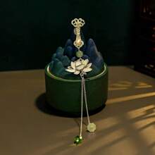 8pcs Chinese Style Zinc Alloy Qipao Decorations, Tassels Brooch, High-End Peony & Double Happiness Chinese Hanfu Accessories Dress Accessories Pin For Clothes Bag Charm School Office Accessories Shirts Jacket Jewelry Christmas Halloween Clothes Pin Funny Cute Teacher Gifts Costume Accessories Bag Charms