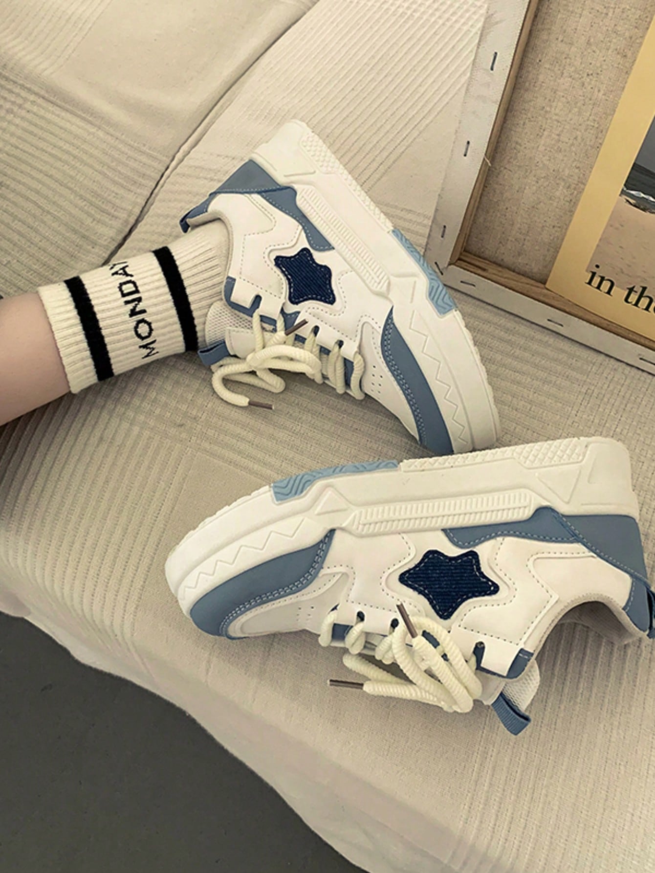 أحذية رياضية بيضاء سميكة الحذاء للنساء من المقاسات...