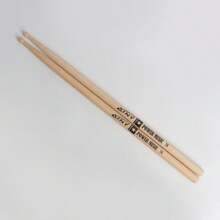 A Pair Of Imported Maple Material High Rebound 5A, 7A, 5B Drumsticks, Suitable For Various Instruments, Beginners And Advanced Players