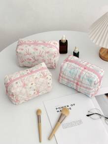 1 件带拉链的蝴蝶结图案化妆包旅行洗漱用品收纳袋洗漱包拉链化妆包大容量绗缝花卉洗漱包心形化妆刷收纳袋柔软蝴蝶结和玫瑰化妆品收纳袋通勤化妆包适用于圣诞节礼物、妈妈礼物、母亲节礼物、伴娘礼物，