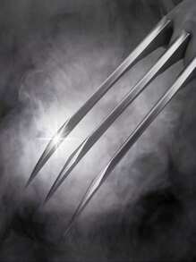 Cool X Men Mutant Superhero James Howlett Logan Wolverine Cosplay Claws ABS Weapon Props Accessories Men X-Man Super Claw, Realistic Plastic Wolverine Claw, Suitable For Fans Of The Movie Wolverine COS To Wear Cosplay, Perfect For Costumes And Cosplay Accessories,Cool X Men Mutant Superhero James Howlett Logan Wolverine Cosplay Claws ABS Weapon Props Accessories Men