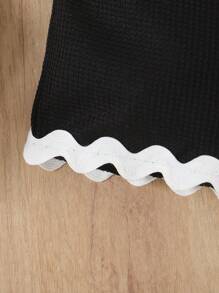 2pcs/Set Young Girls Solid Color Waffle Sleeveless Wavy Hem Top + Casual Simple Shorts, Outfit Set - Black - View 5