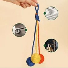 Juguete colgante para gatos de 3 en 1 de colores aleatorios, hecho de cuerda de sisal, con sonido, juguetes pequeños y divertidos para gatos