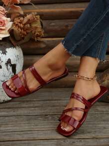 女士平底凉鞋：夏季防滑拖鞋，采用亮面皮革制成，交叉绑带设计，耐磨橡胶鞋底，纯色，时尚平底凉鞋 - 紅色 - 查看 5