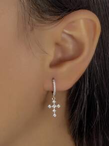 Vaerine 925純銀鋯石鑲嵌1對優雅、精緻、時尚的吊墜耳環,是女性日常生活、假期、旅行、生日聚會、約會、婚禮、訂婚等場合的完美裝飾饰品