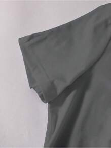 Women's HAIR Stylist Pattern Printed-Shirt - Short Sleeve Round Neck Casual Top, Vibrant Hair Accessory Design, Medium Elasticity, Machine Washable, Comfortable For All Seasons, Summer And Spring Style, Salon Style Fun Graphic Short Sleeve Shirt Loose And Comfortable - 深灰色 - 查看 3