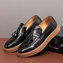 Men's Black Leather Loafers, Tasseled Decoration, Classic Minimalist Design, Slip-On, Comfortable & Breathable Casual Shoe, Suitable For Daily And Formal Occasions, Outsole