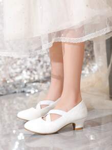 1 双女孩时尚纹理钻石格纹图案正装鞋，配有交叉松紧带，适合派对、宴会和日常穿着 - 白色 - 查看 4