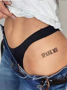 1 张小尺寸身体艺术临时纹身贴纸，男女皆宜，黑色 Spank Me 英文文字图案，挑逗顽皮风格，防水假纹身，持续 2-5 天，遮盖疤痕，可用于手臂手腕肩膀腿腰颈手胸部大腿手指，最佳朋友情侣纹身、情人、角色扮演 - 黑色 - 查看 4