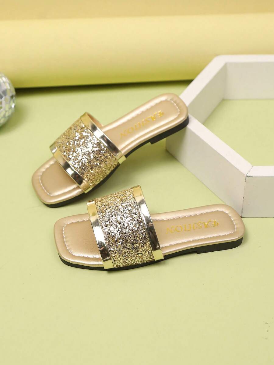 1双加大码金色亮片幼儿/女童时尚凉拖鞋，露趾，平底，防滑，可爱罗马风格，适合3-15岁女孩，日常、休闲、旅行、春夏穿着 - 金色 - 查看 1